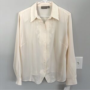 NWT Croft & Barrow Cream Button Down Shirt